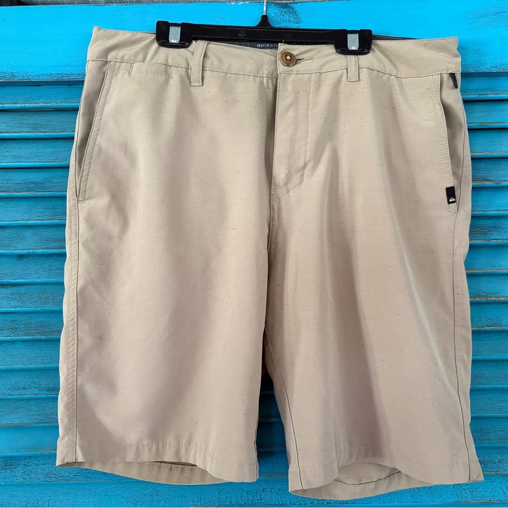 Quiksilver Tan Flat Front Shorts Lightweight Casual